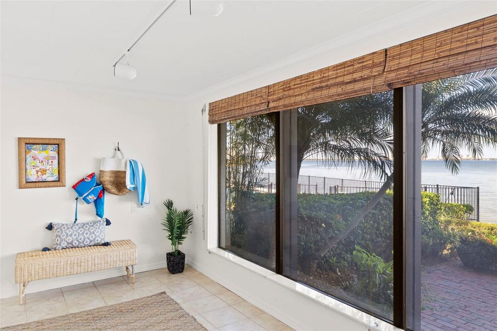 Image 59 of property listing at 5010 BAYSHORE BOULEVARD 4, Tampa, FL 33611