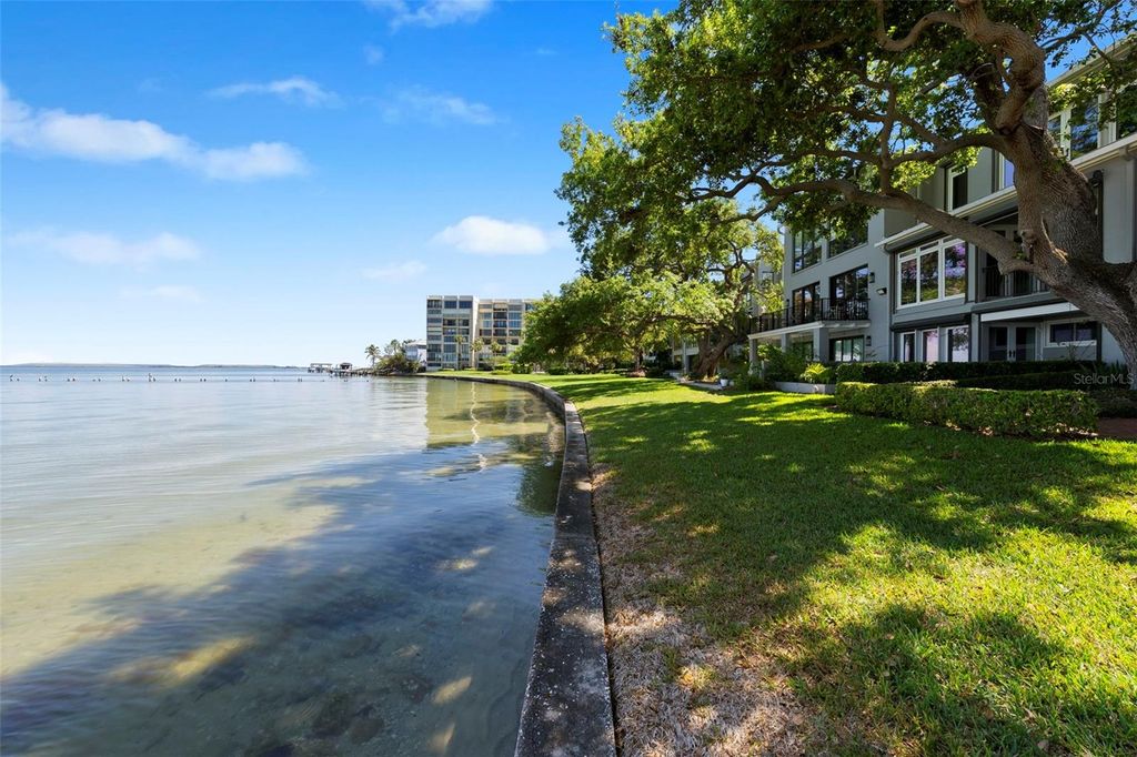 Image 68 of property listing at 5010 BAYSHORE BOULEVARD 4, Tampa, FL 33611