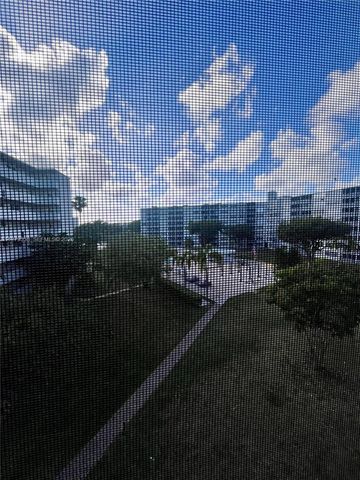 1750 NE 191st St 522-3, Miami, FL 33179