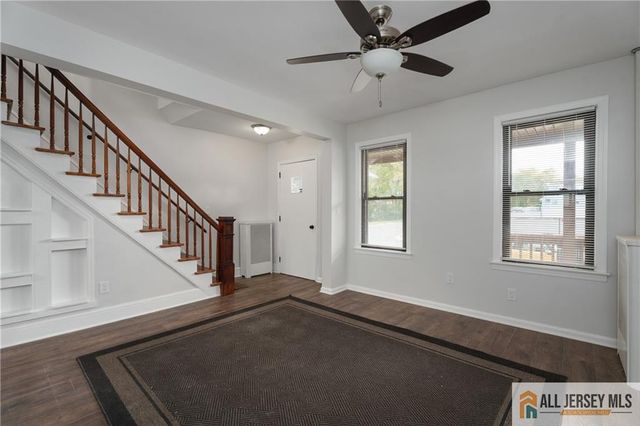 12 Fox Road, Edison, NJ 08817