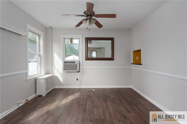 12 Fox Road, Edison, NJ 08817