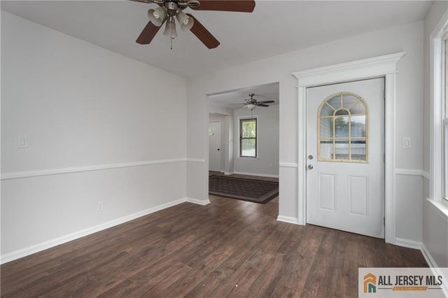 12 Fox Road, Edison, NJ 08817