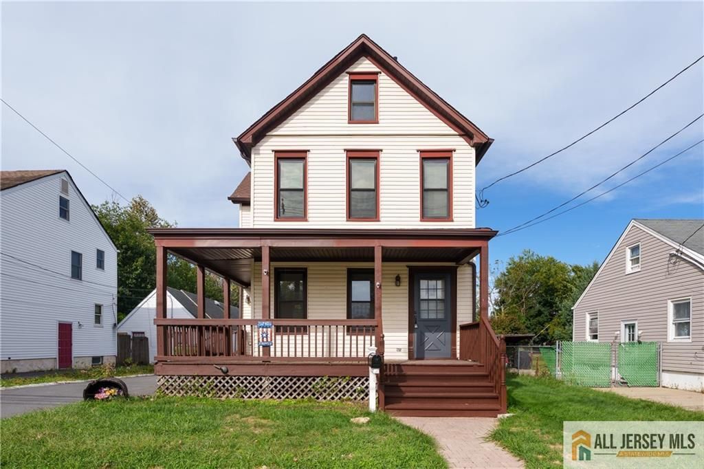 12 Fox Road, Edison, NJ 08817