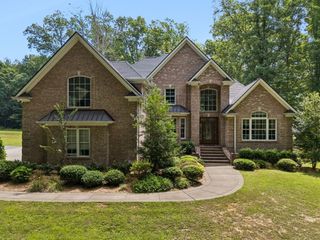 6948 Whispering Oaks Dr, Springfield, TN 37172