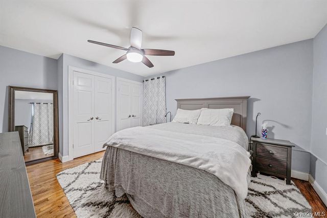 8 Terrace Circle 1G, Great Neck, NY 11021
