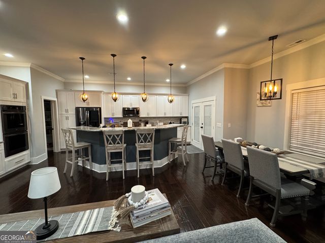 215 Walden Pond Trail, Senoia, GA 30276