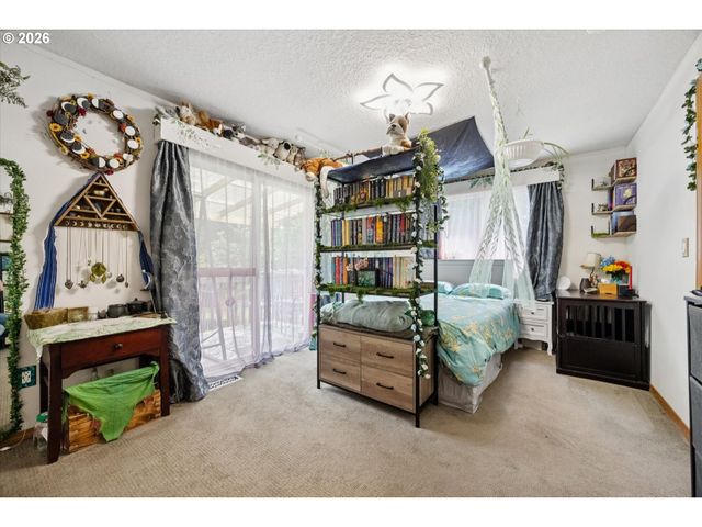 11769 Se BOISE St, Portland, OR 97266