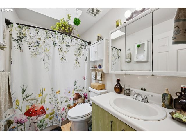 11769 Se BOISE St, Portland, OR 97266