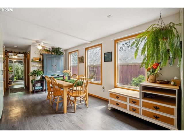 11769 Se BOISE St, Portland, OR 97266