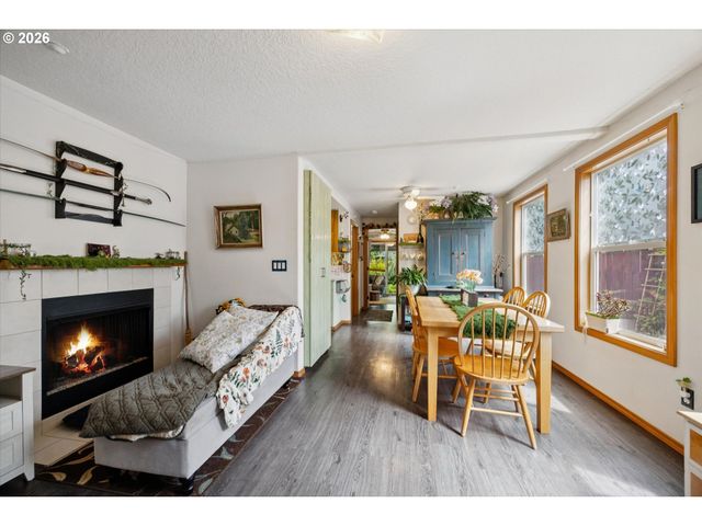11769 Se BOISE St, Portland, OR 97266