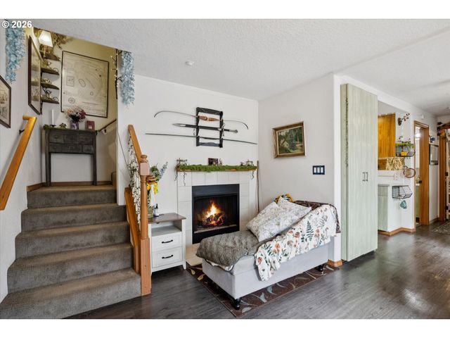 11769 Se BOISE St, Portland, OR 97266