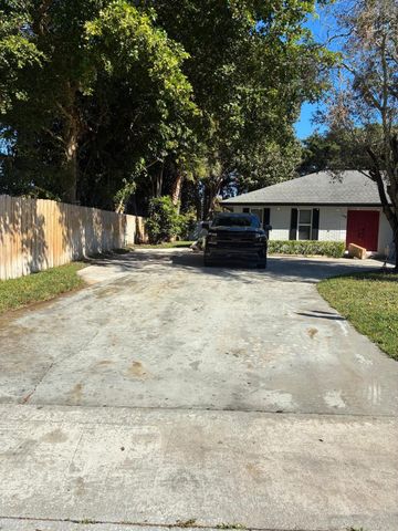 159 Santiago Street, Royal Palm Beach, FL 33411