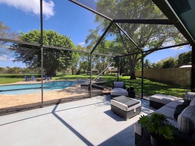 159 Santiago Street, Royal Palm Beach, FL 33411