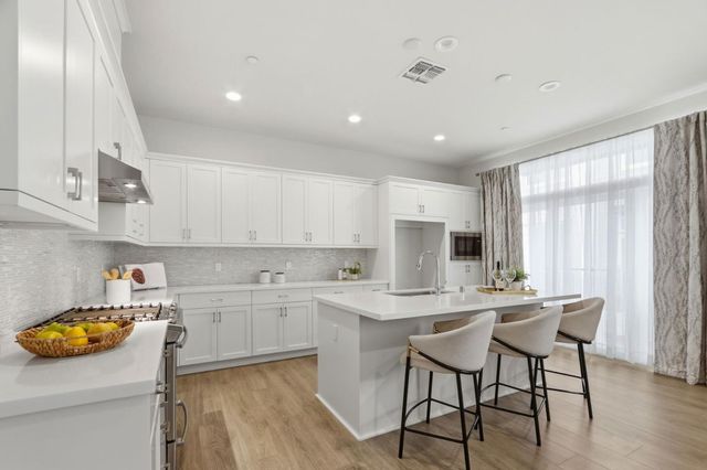 214 Proximity Way, San Jose, CA 95110