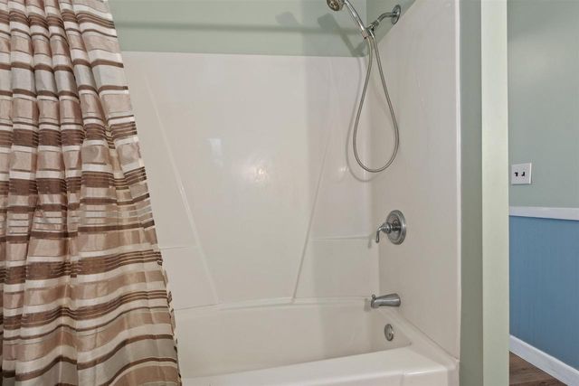 868 Kings Way, Nekoosa, WI 54457