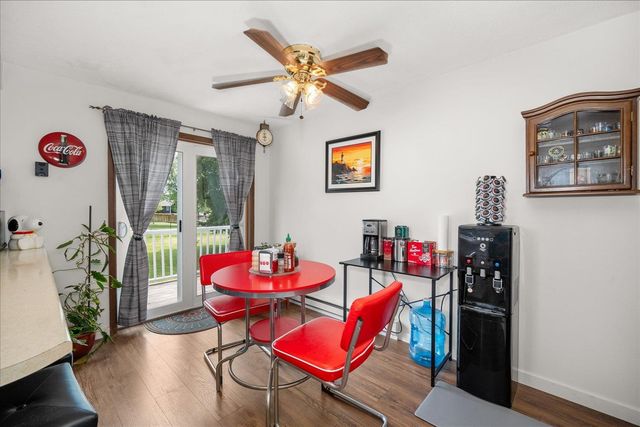 1514 E 4th St, Deer Park, WA 99006