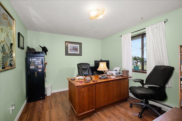 1514 E 4th St, Deer Park, WA 99006