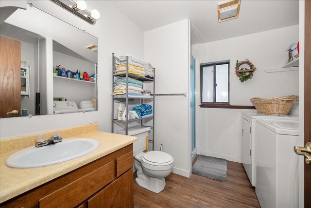 1514 E 4th St, Deer Park, WA 99006