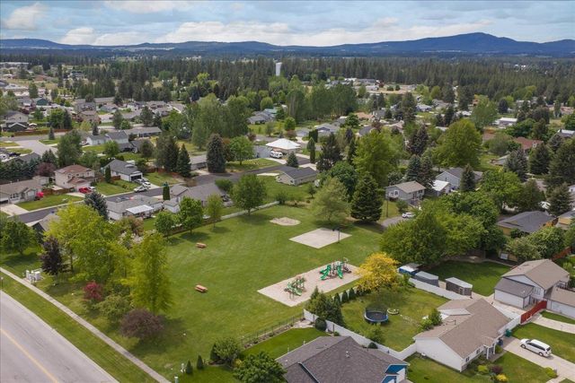 1514 E 4th St, Deer Park, WA 99006