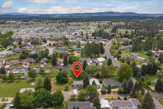 1514 E 4th St, Deer Park, WA 99006