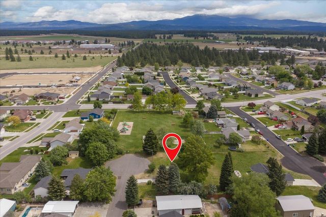 1514 E 4th St, Deer Park, WA 99006
