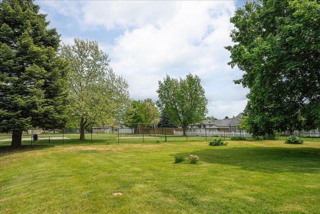 1514 E 4th St, Deer Park, WA 99006