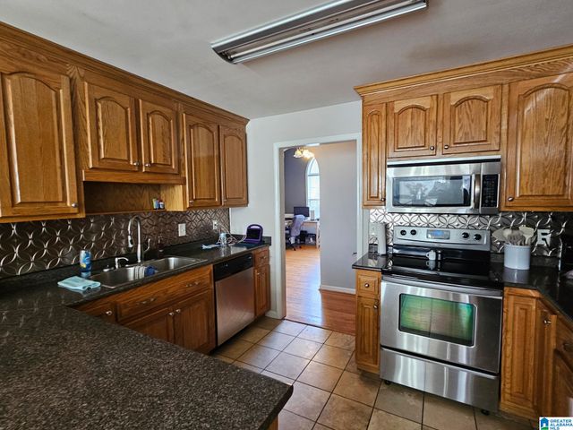 80 OAK LEAF DRIVE, Cleveland, AL 35049