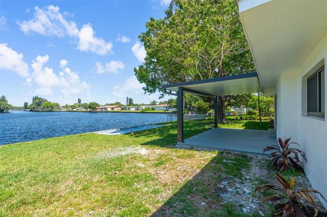 8841 NW 14th Ave, Miami, FL 33147