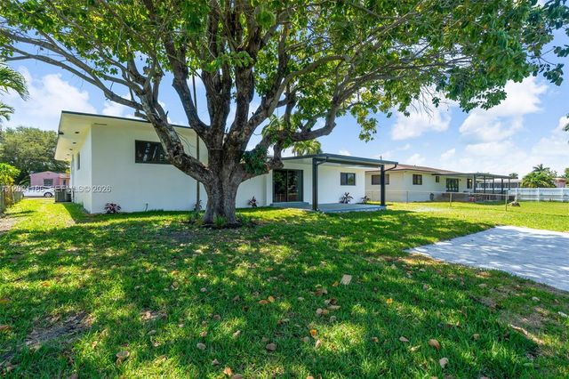 8841 NW 14th Ave, Miami, FL 33147