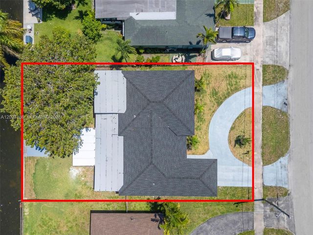 8841 NW 14th Ave, Miami, FL 33147