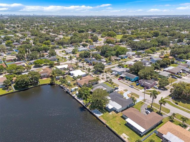 8841 NW 14th Ave, Miami, FL 33147