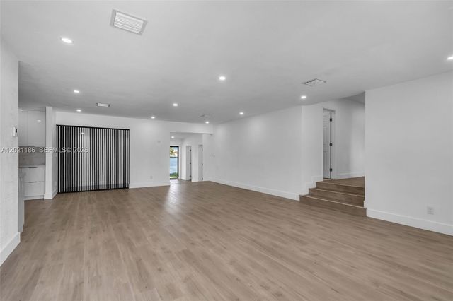 8841 NW 14th Ave, Miami, FL 33147