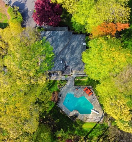 5 Eaton Lane, Scarsdale, NY 10583
