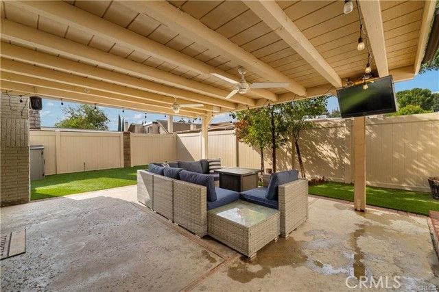 27065 Rio Prado Drive, Valencia (santa Clarita), CA 91354