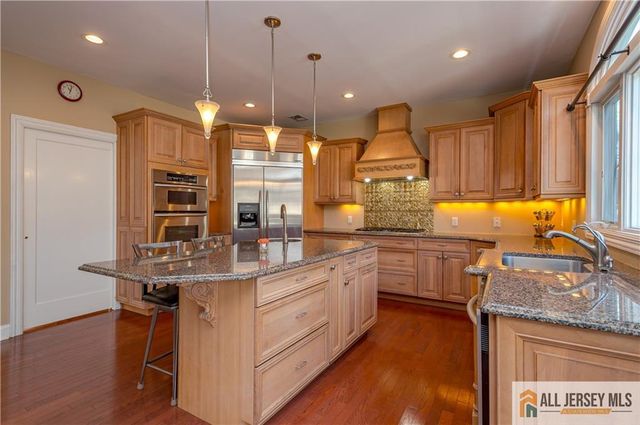 53 Princeton Avenue, Colonia, NJ 07067