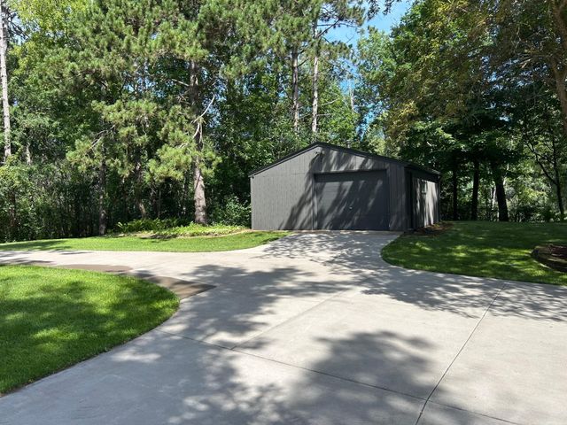 10190 101st Street N, Stillwater, MN 55082