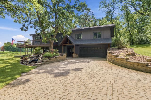10190 101st Street N, Stillwater, MN 55082