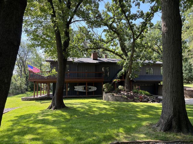 10190 101st Street N, Stillwater, MN 55082