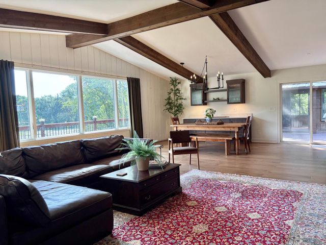 10190 101st Street N, Stillwater, MN 55082