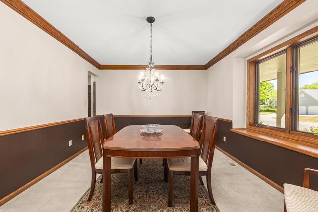 W245N6061 Maris DRIVE, Sussex, WI 53089