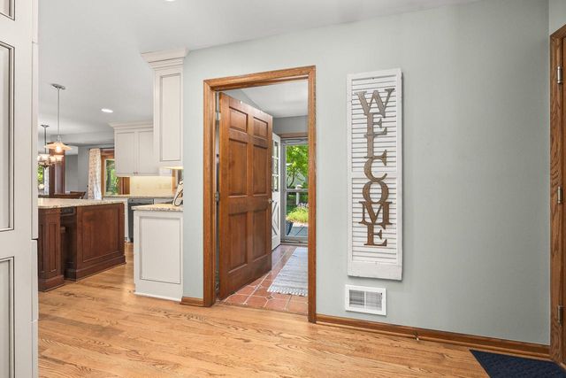 W245N6061 Maris DRIVE, Sussex, WI 53089