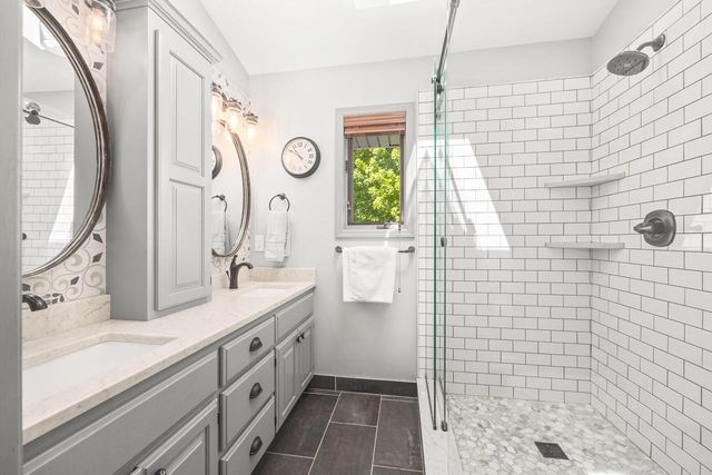W245N6061 Maris DRIVE, Sussex, WI 53089