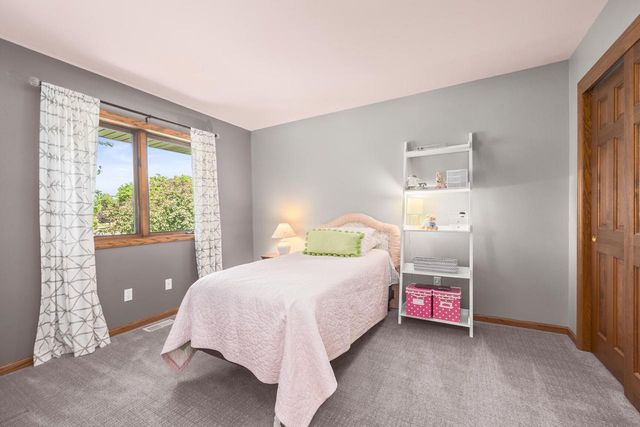 W245N6061 Maris DRIVE, Sussex, WI 53089
