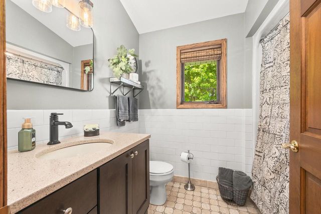 W245N6061 Maris DRIVE, Sussex, WI 53089