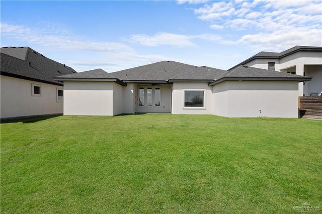 2708 E Bvlgari Drive, Edinburg, TX 78542