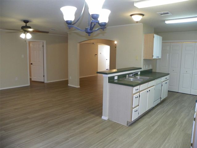 2007 Coachlamp DR, Cedar Park, TX 78613