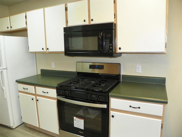 2007 Coachlamp DR, Cedar Park, TX 78613