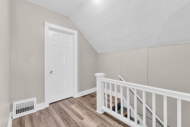 1130 S Memorial DRIVE, Racine, WI 53403