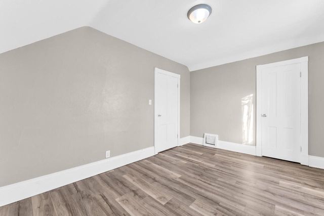 1130 S Memorial DRIVE, Racine, WI 53403