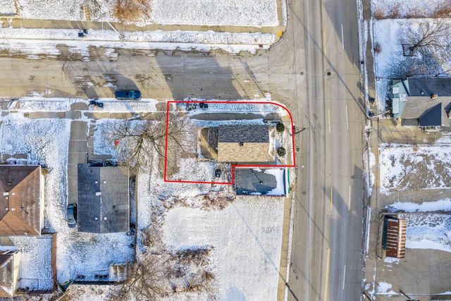 1130 S Memorial DRIVE, Racine, WI 53403